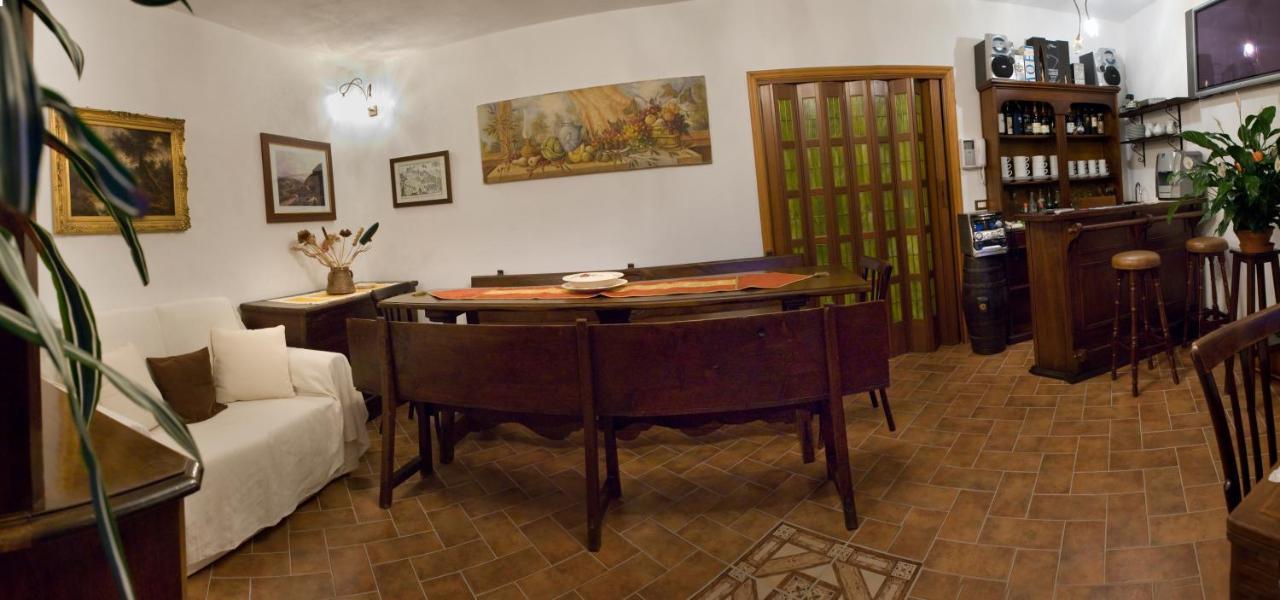 L'Antico Ritrovo Bed & Breakfast Moliterno Exterior photo