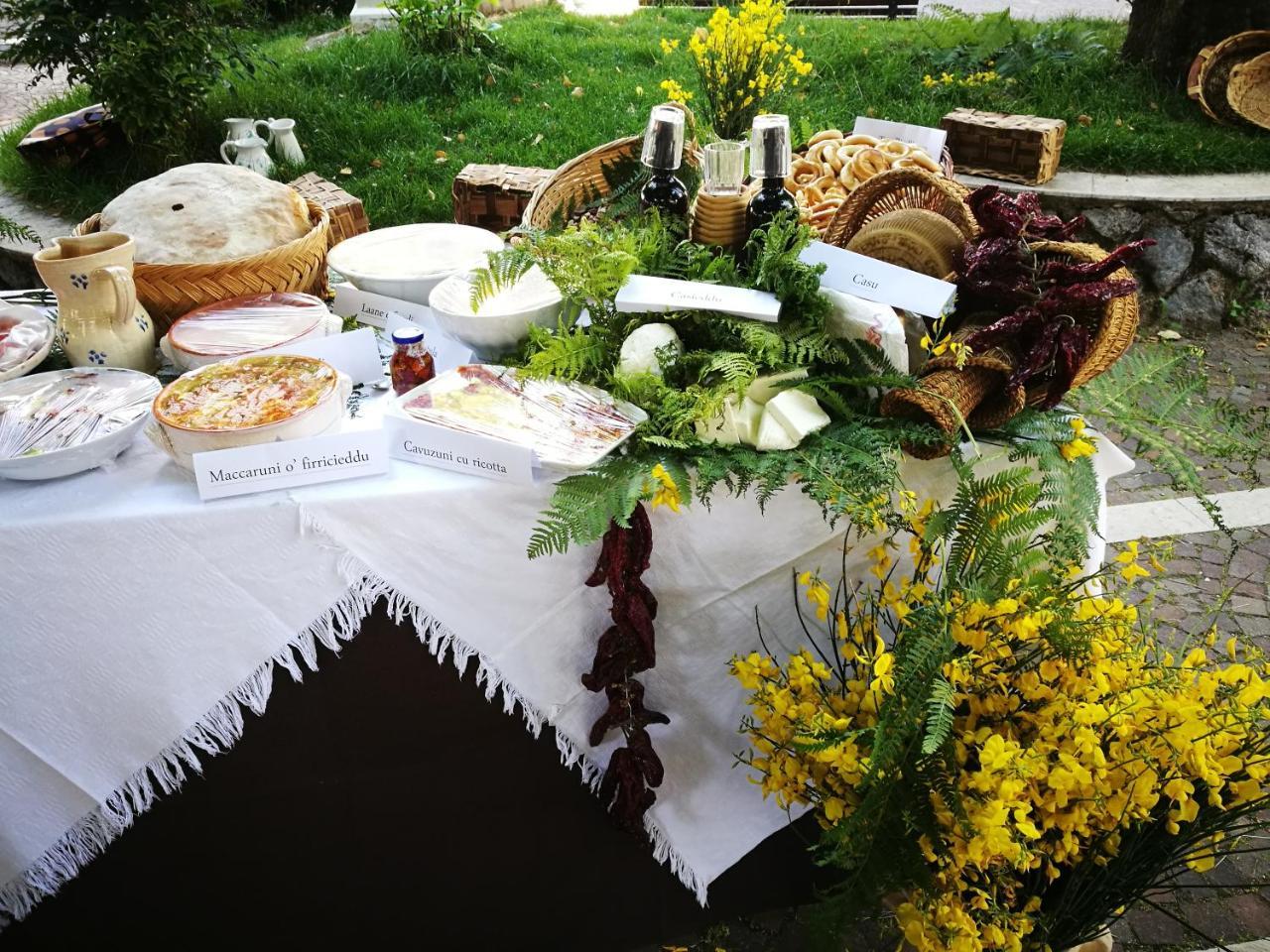 L'Antico Ritrovo Bed & Breakfast Moliterno Exterior photo